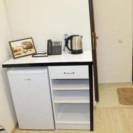 Tempus Hotel-Hostel เยเรวาน ภายนอก รูปภาพ