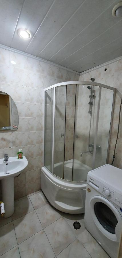Tempus Hotel-Hostel เยเรวาน ภายนอก รูปภาพ